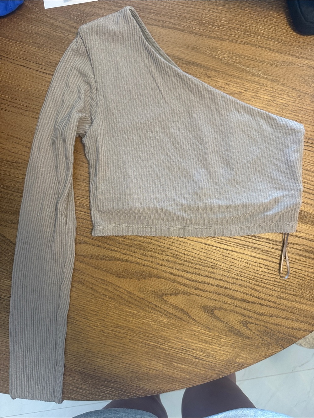 ALO Yoga One-Shoulder Ribbed Crop Top in Taupe